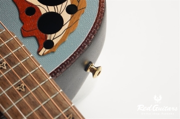 1687GT-8 Adamas I - Reverse Blue Burst